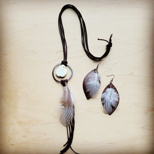 White Turquoise & Feather Necklace