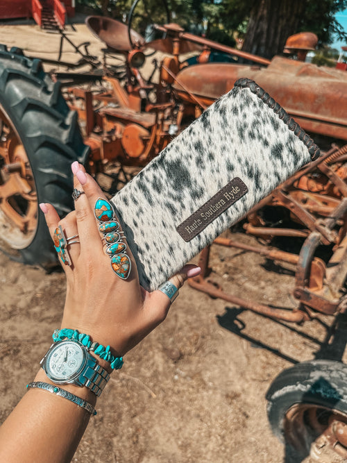 The Elva in Brown Wallet