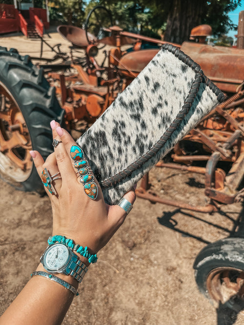 The Elva in Brown Wallet