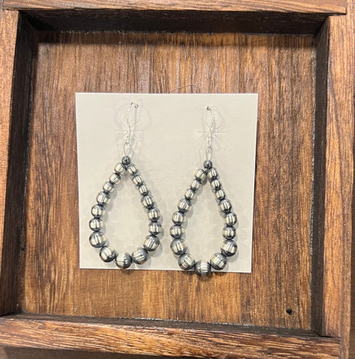 Navajo Pearl Earrings
