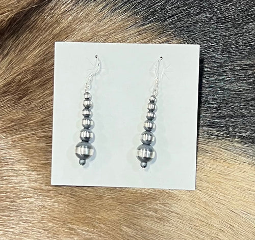 Navajo Pearl Earrings