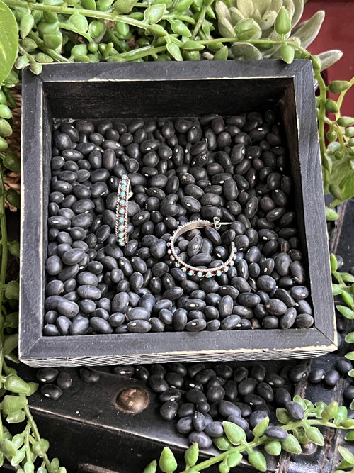 {{ brindle_boutique }} {{ online_boutique }} {{ jeans}} {{ brindle boutique }} {{ handbags }} {{ Native American jewelry }} {{ jewelry }} {{ cowhide}} {{ leather handbag}} {{ cowhide purse}} {{ turquoise}} {{ Navajo pearls }} {{ sterling silver}} {{ sterling silver pearls }} {{ necklace }} {{ bracelet }} {{ earrings }} {{ pendants }} {{ Navajo }} {{ cowhide tote }} {{ jeans }} {{ kan can }} {{ haute southern hyde }} {{ countryside co. }} {{ western }}