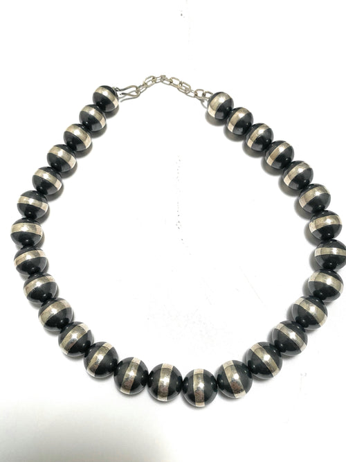 Navajo Pearls Necklace 16mm